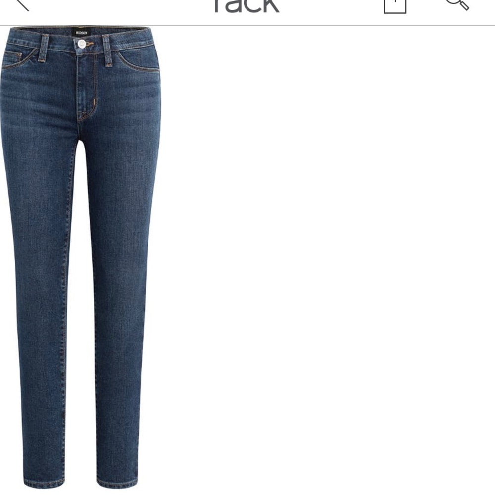 Hudson Natalie midrise super skinny ankle jean.   Size 29